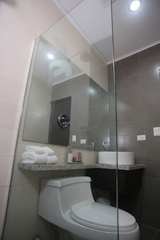 Aranjuez Hotel & Suites
