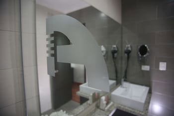 Aranjuez Hotel & Suites