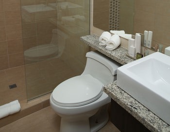 Aranjuez Hotel & Suites