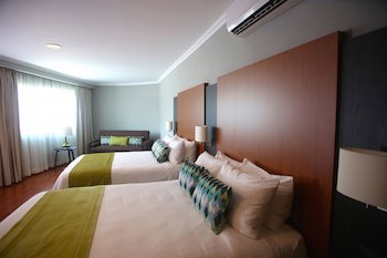 Aranjuez Hotel & Suites