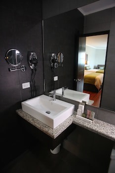 Aranjuez Hotel & Suites