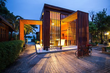 Samed Grandview Resort