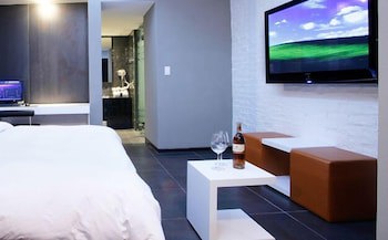 Antives Hotel