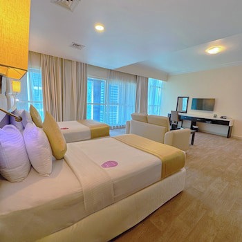Emirates Grand Hotel