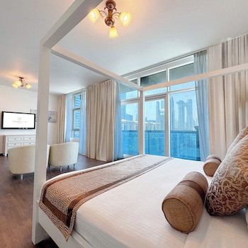Emirates Grand Hotel