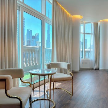 Emirates Grand Hotel
