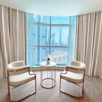 Emirates Grand Hotel