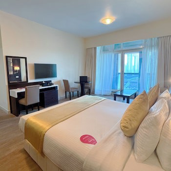 Emirates Grand Hotel