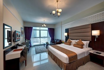 Emirates Grand Hotel