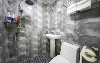 Backpackers In Yeosu - Hostel