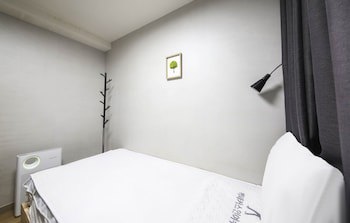 Backpackers In Yeosu - Hostel