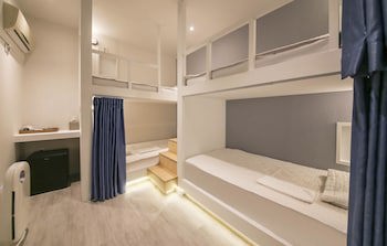 Backpackers In Yeosu - Hostel