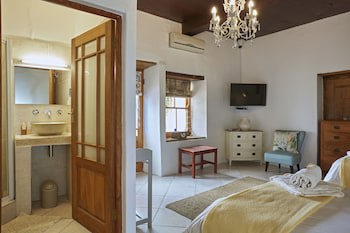 Yellow Aloe Guesthouse