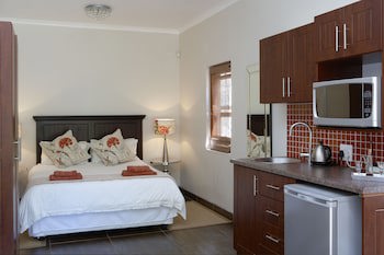 Yellow Aloe Guesthouse