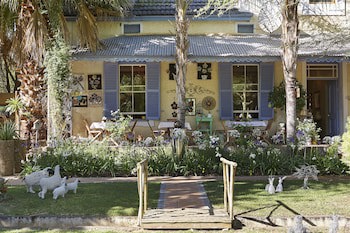 Yellow Aloe Guesthouse