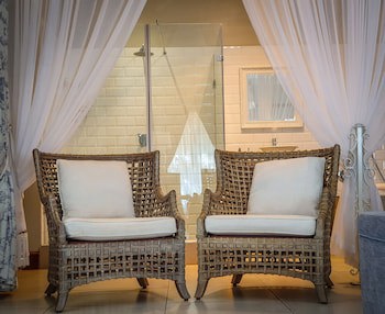 Berluda Farmhouse & Cottages