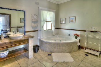 Berluda Farmhouse & Cottages