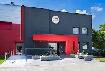 Automobil Hotel