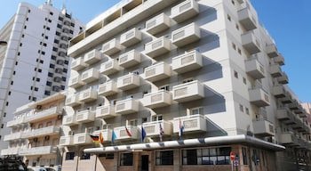 Baia Beach Hotel (Ex. Baia De Montegordo)