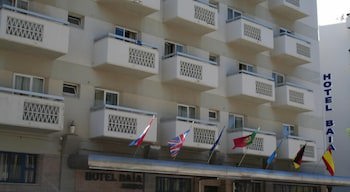 Baia Beach Hotel (Ex. Baia De Montegordo)