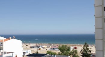 Baia Beach Hotel (Ex. Baia De Montegordo)
