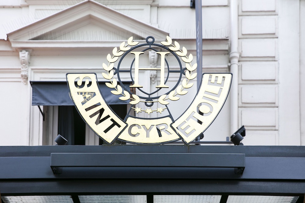 Hotel Saint Cyr Etoile
