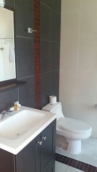 Hotel Y Suites Los Encantos