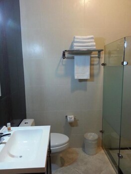 Hotel Y Suites Los Encantos