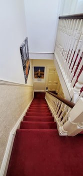 Diamonds Guest House