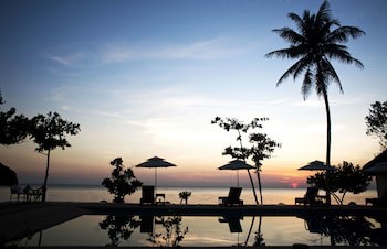 Vitton Beach Resort
