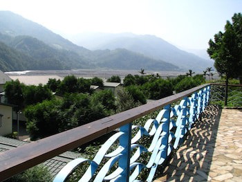 Yingshih Resort