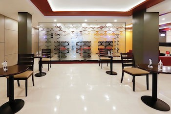 Hotel Sogo Lrt Monumento Station