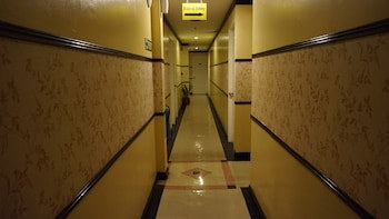Hotel Sogo Lrt Monumento Station