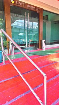 Hotel Sogo Santolan