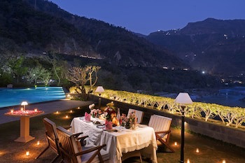 Aloha On The Ganges, Rishikesh
