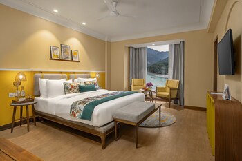 Aloha On The Ganges, Rishikesh
