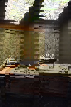 Dosso Dossi Hotels & Spa Downtown