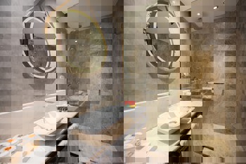 Dosso Dossi Hotels & Spa Downtown