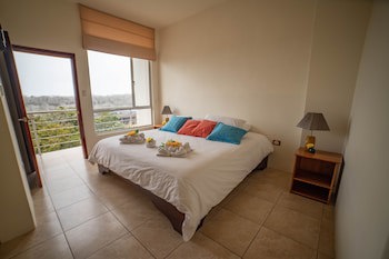 Hotel Albatross