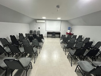Brasa Lia Park Hotel