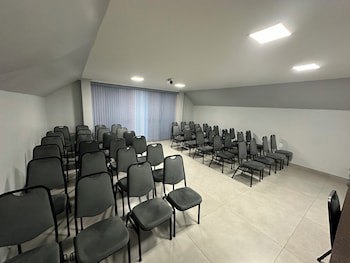 Brasa Lia Park Hotel
