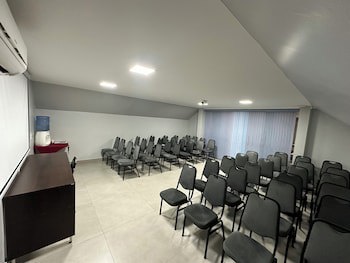 Brasa Lia Park Hotel