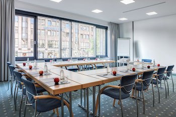 IntercityHotel Hamburg Hauptbahnhof galeri fotoğrafı