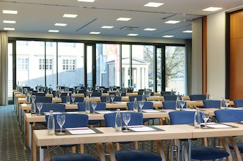 IntercityHotel Hamburg Hauptbahnhof galeri fotoğrafı