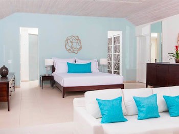 Carlisle Bay
