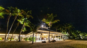 Carlisle Bay