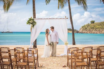 Carlisle Bay
