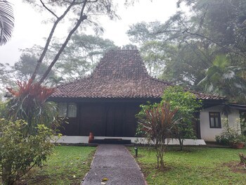 Mesastila Resort And Spa