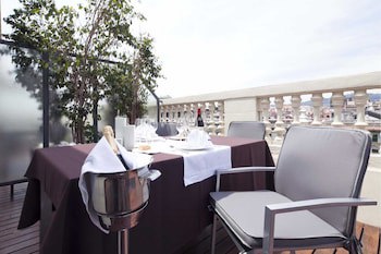 Acta Atrium Palace