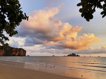 Vacation Village Phra Nang Inn